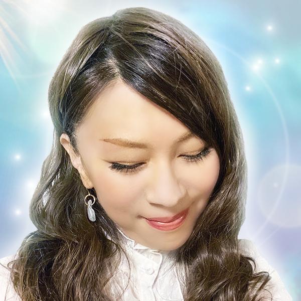 カリス占い師 光（コウ）さん 口コミで当たる？当たらない？ウラスピ レディスピ分析