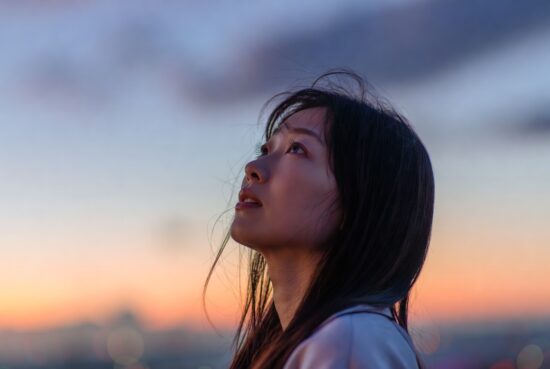 【結び】「先に好きだった」を「最後に選ばれる女」に変えるために