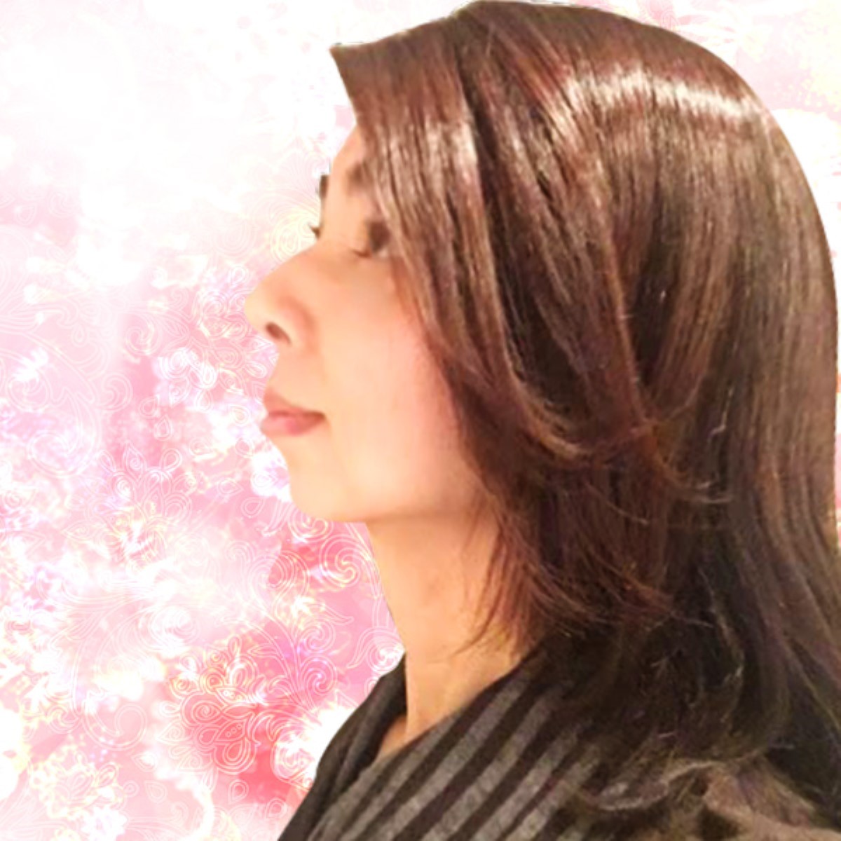 カリス 桃那（モナ）