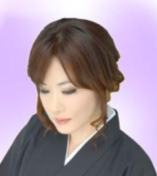 電話占いヴェルニ 琥珀 （コハク）